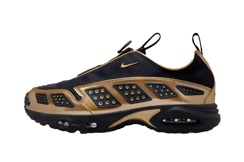 Nike Tosses the Air Max Sunder in “Metallic Gold”