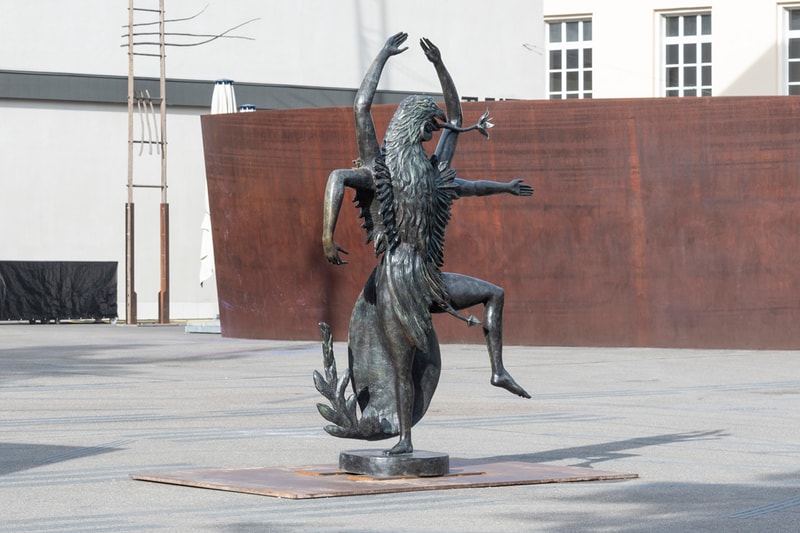 Frieze Sculpture 2024 22 leading international artists five continents in Regent's Park exhibition info Leonora Carrington Yoshitomo Nara Theaster Gates Zanele Muholi