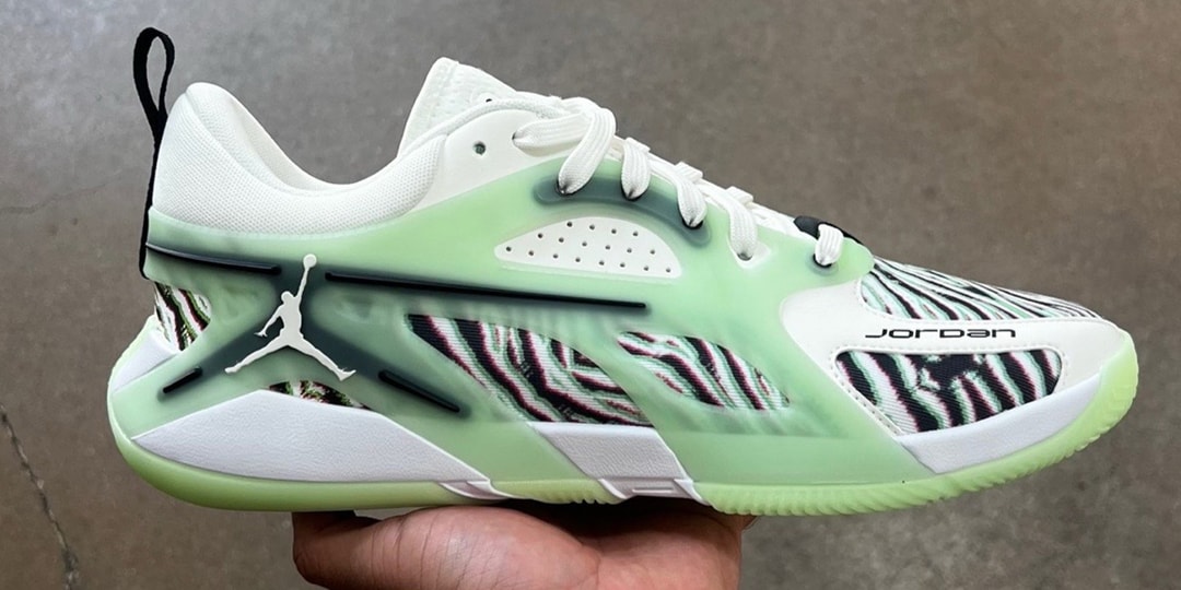 First Look at the Upcoming Jordan Heir "Sail/Vapor Green"