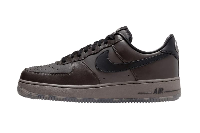 Nike Air Force 1 появился в мрачной цветовой гамме «Париж»