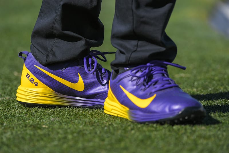 tony finau air max golf shoes