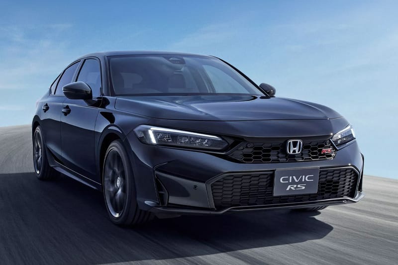 New Manual Transmission Honda Civic RS Surfaces in Japan