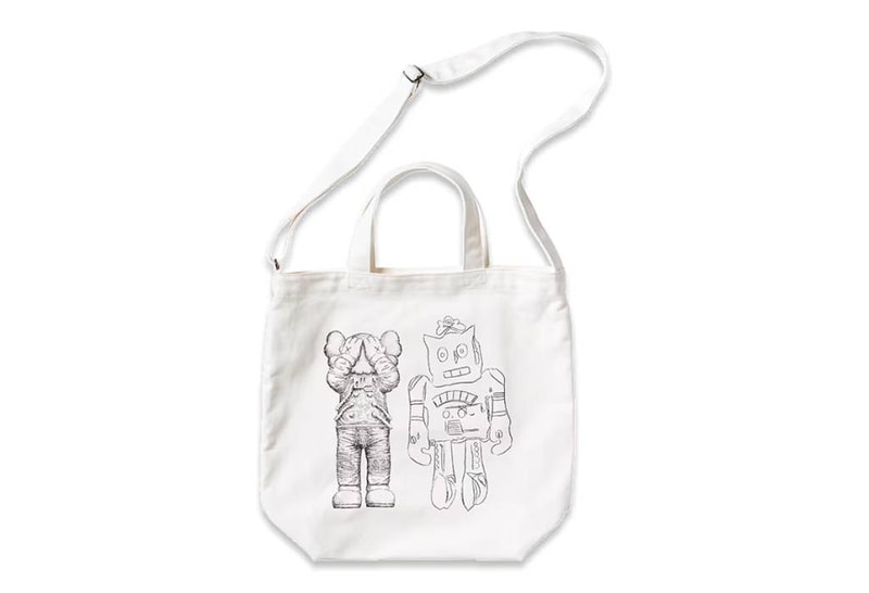 uniqlo kaws andy warhol ut collection pop art book sweatshirts tees socks fashion totes vintage museum exhibition