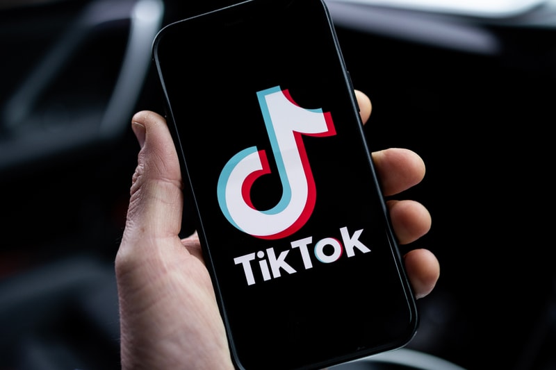 tiktok 32 people users new group chat feature tool expansion update stickers direct messages teens restrictions