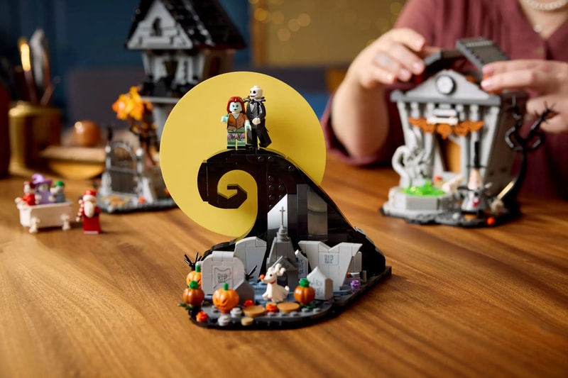 lego ideas set pieces guide halloween town tim burton film movie the nightmare before christmas jack skellington spiral hill house mansion