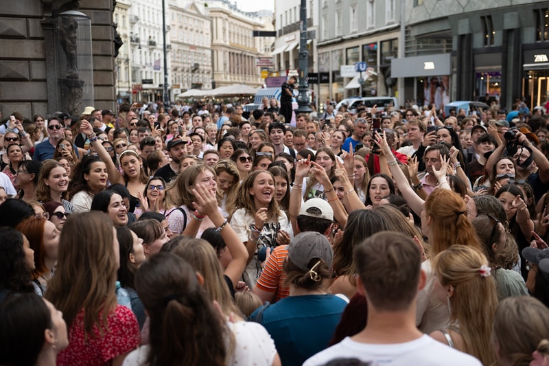 Vienna Art Museums Offer Free Tickets Taylor Swift Fans
