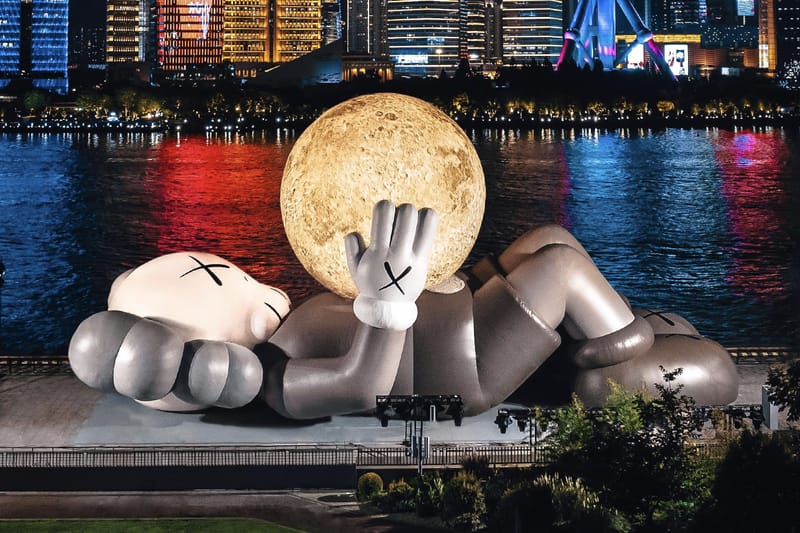 'KAWS:HOLIDAY' Shanghai Embraces the North Bund Moon