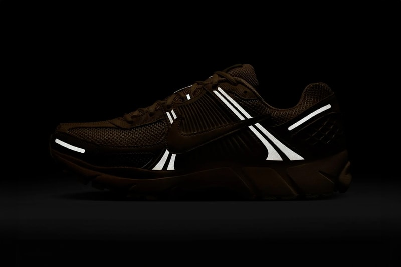 Official Look Nike Zoom Vomero 5 "Celestial Gold" HF5493-200 release info comfort monochromatic shoe sneakers swoosh
