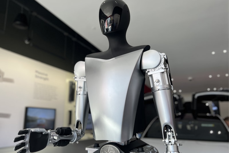 Tesla Is Now Hiring Robot Trainers bot humanoid optimus robot elon musk motion capture data 48/hr