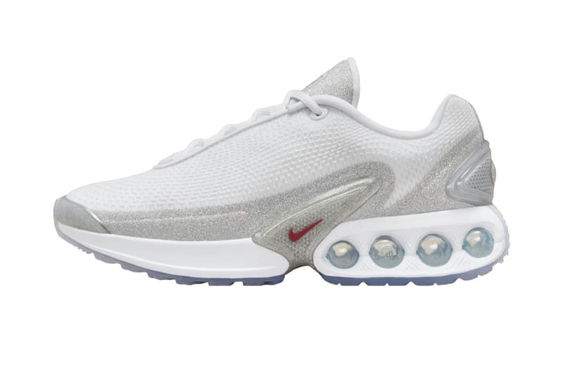 Кроссовки Nike Air Max DN с мерцающим отливом «Silver Glitter»