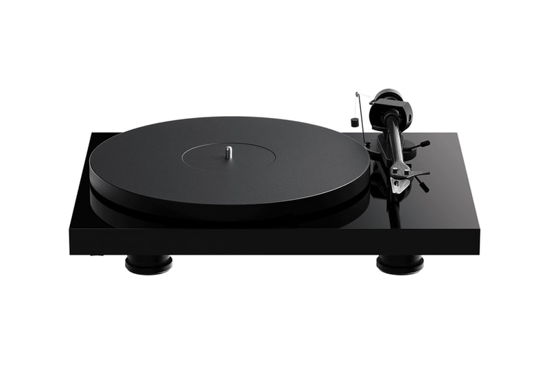 Pro-Ject Latest Turntable, Debut EVO 2, is Available in 10 Different Colors Sony Bluetooth