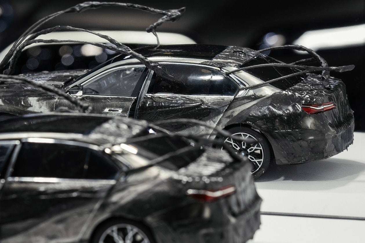 Julie Mehretu BMW Art Car Makes Debut in Asia heemin chung alvaro barrington i7 miniature debut frieze seoul 2024 automotive bmw m hybrid v8 racear