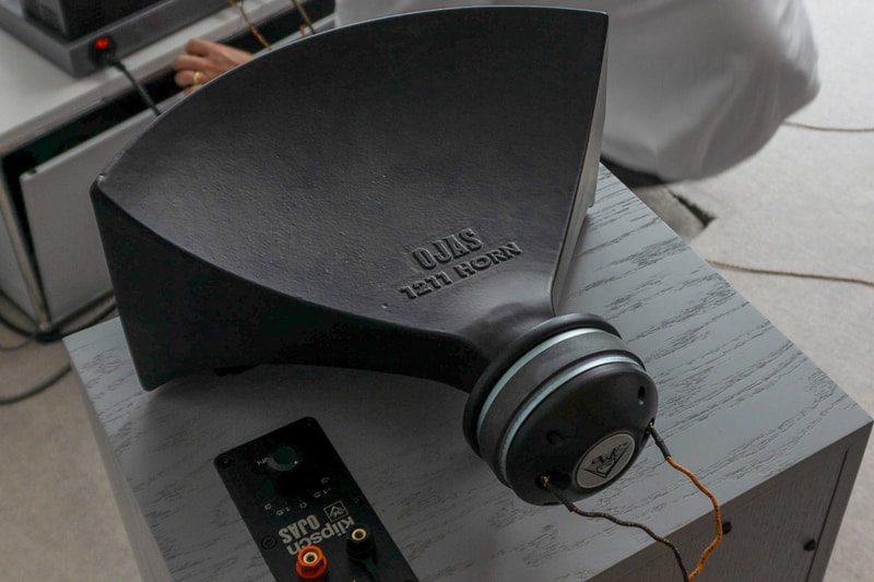 Klipsch and Ojas Come Together for a Limited Edition kO-R1 Speaker collaboration devon turnbull heresy heritage series