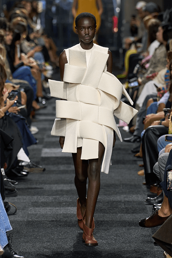 JW Anderson Spring Summer 2025 London Fashion Week menswear womenswear runway jonathan anderson