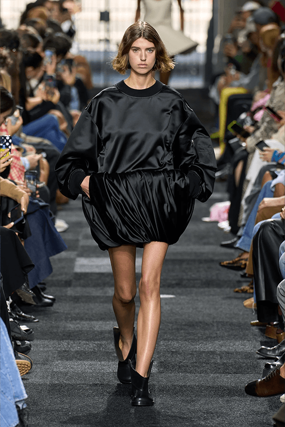 JW Anderson Spring Summer 2025 London Fashion Week menswear womenswear runway jonathan anderson