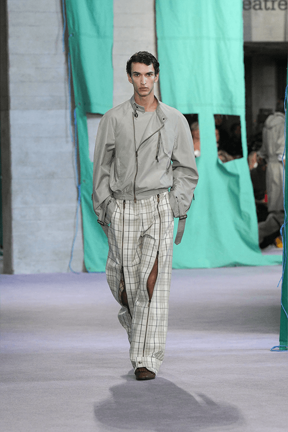 Burberry Spring Summer 2025 London Fashion Week menswear womenswear runway daniel lee