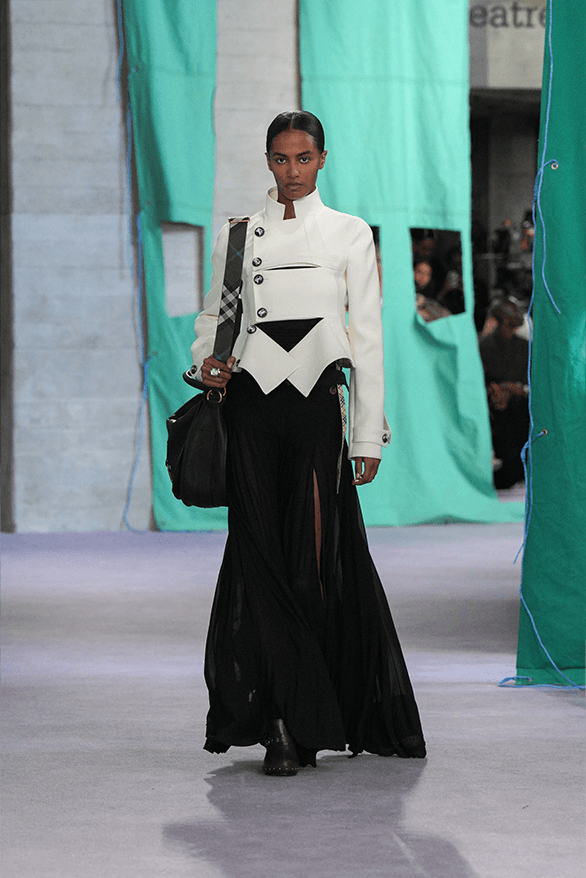 Burberry Spring Summer 2025 London Fashion Week menswear womenswear runway daniel lee