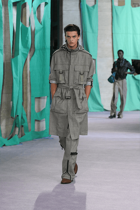 Burberry Spring Summer 2025 London Fashion Week menswear womenswear runway daniel lee