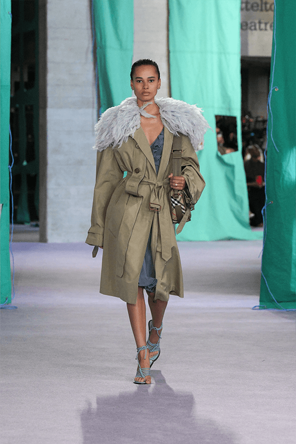 Burberry Spring Summer 2025 London Fashion Week menswear womenswear runway daniel lee