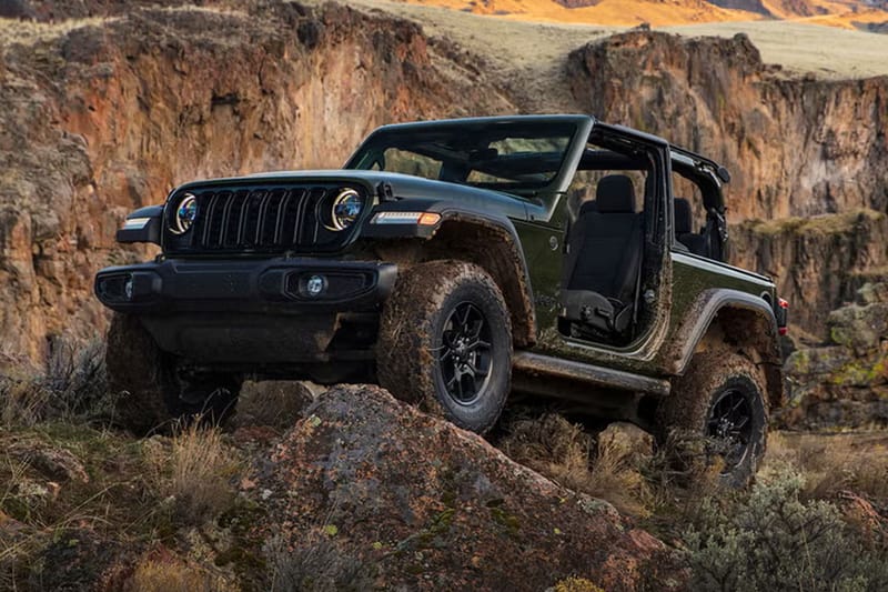 Новый Jeep Wrangler V6 эксклюзивно в паре с механической коробкой передач