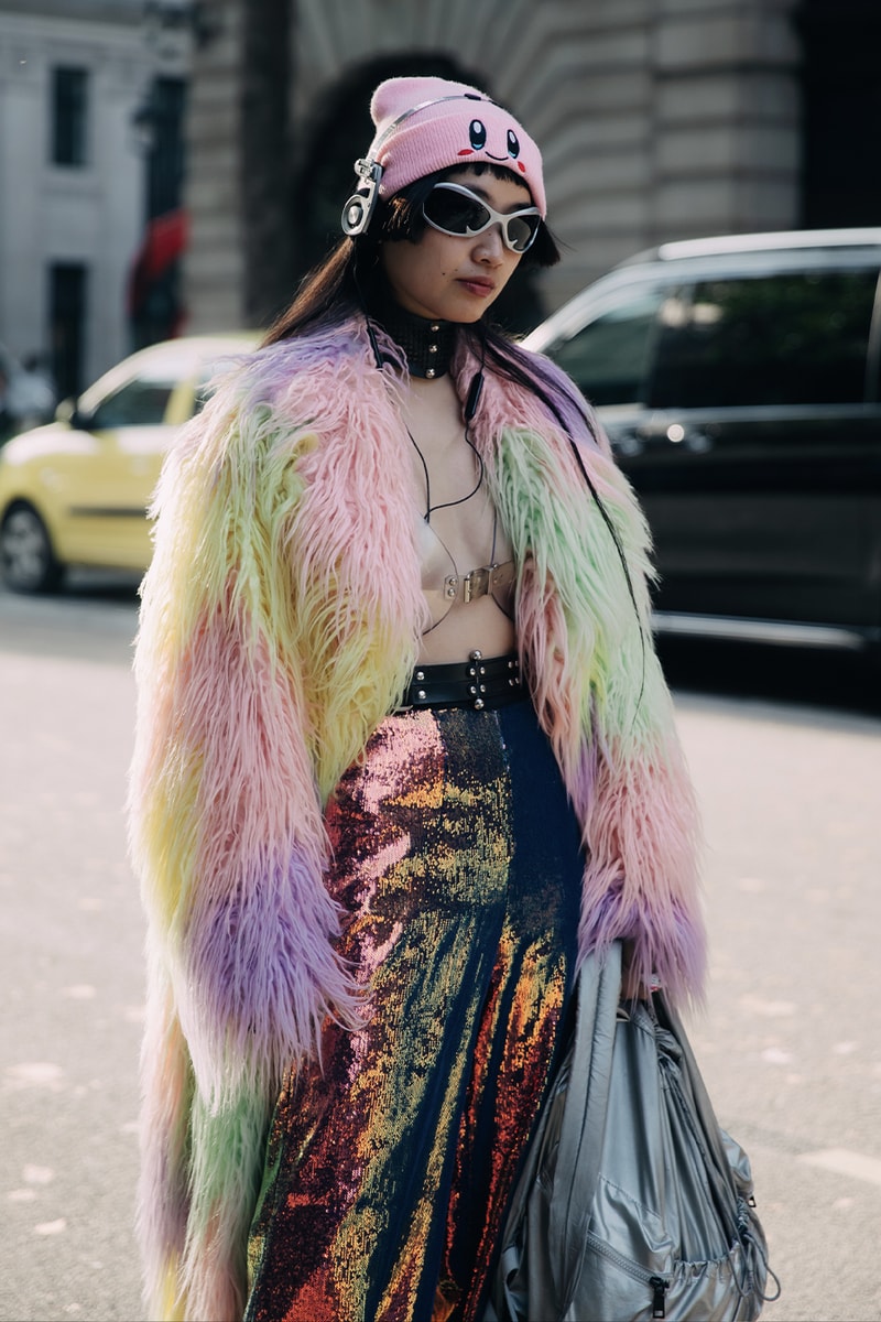 London Fashion Week Street Style SS25 mains simone rocha crocs burberry jw anderson