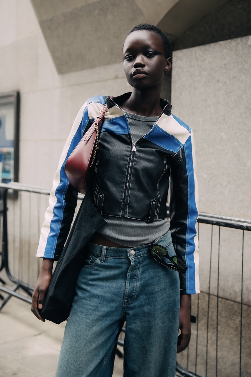 London Fashion Week Street Style SS25 mains simone rocha crocs burberry jw anderson