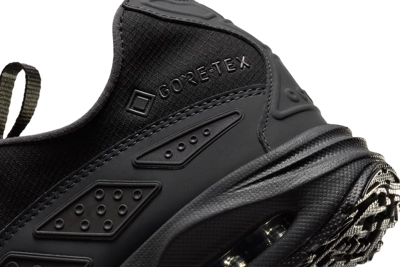 Nike Air Max Sunder GORE-TEX Black Hyper Crimson Release Info FZ4238-001 FZ4238-800 date store list buying guide photos price