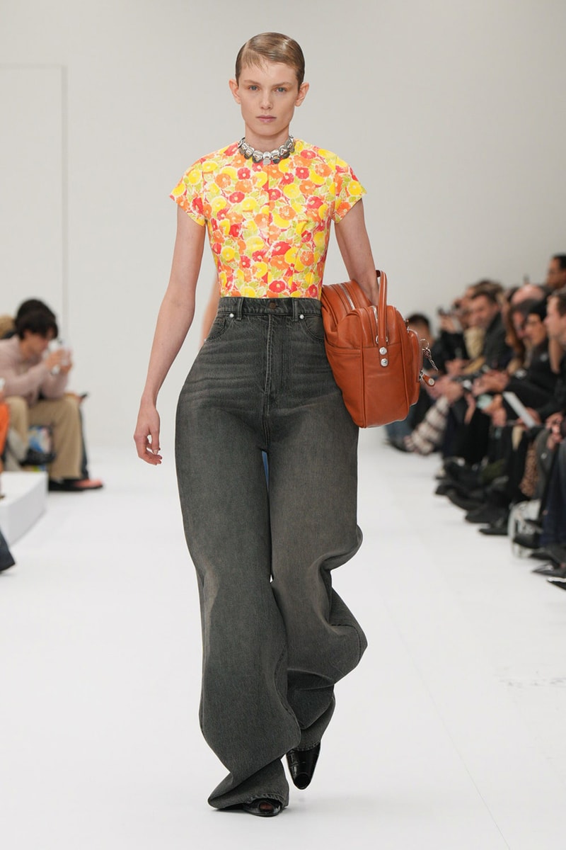 Acne Studios SS25 Paris Fashion Week Runway Show presentation spring summer 2025