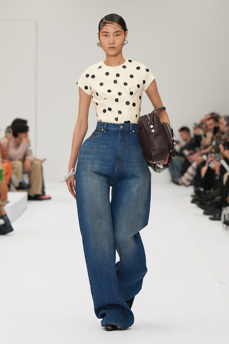 Acne Studios SS25 Paris Fashion Week Runway Show presentation spring summer 2025