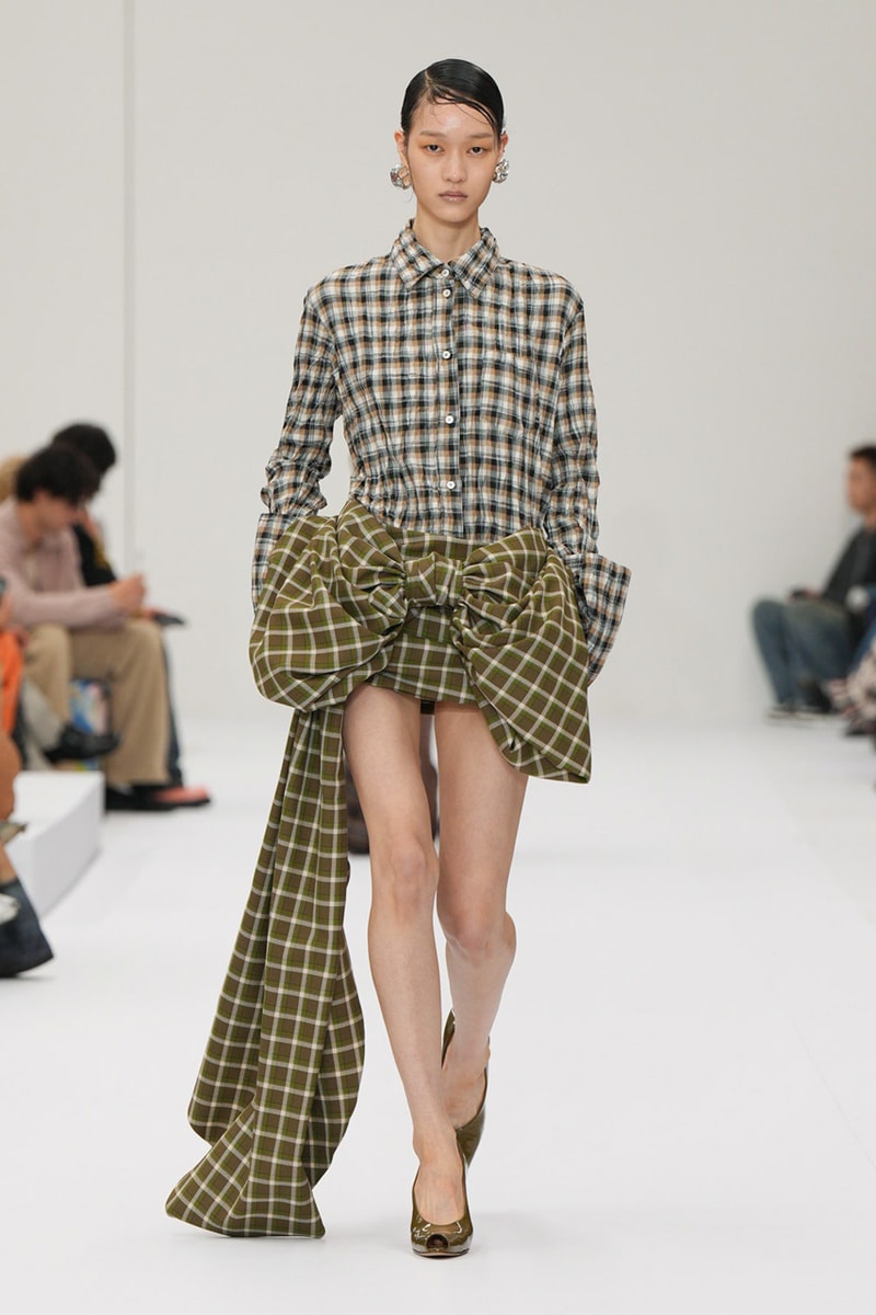 Acne Studios SS25 Paris Fashion Week Runway Show presentation spring summer 2025