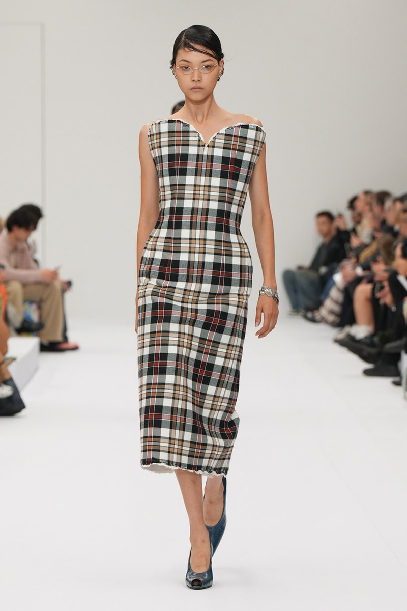 Acne Studios SS25 Paris Fashion Week Runway Show presentation spring summer 2025