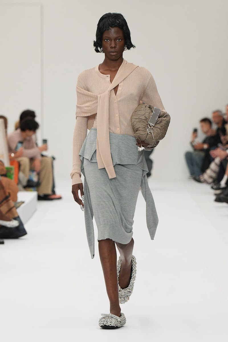 Acne Studios SS25 Парижская неделя моды показ презентация весна-лето 2025