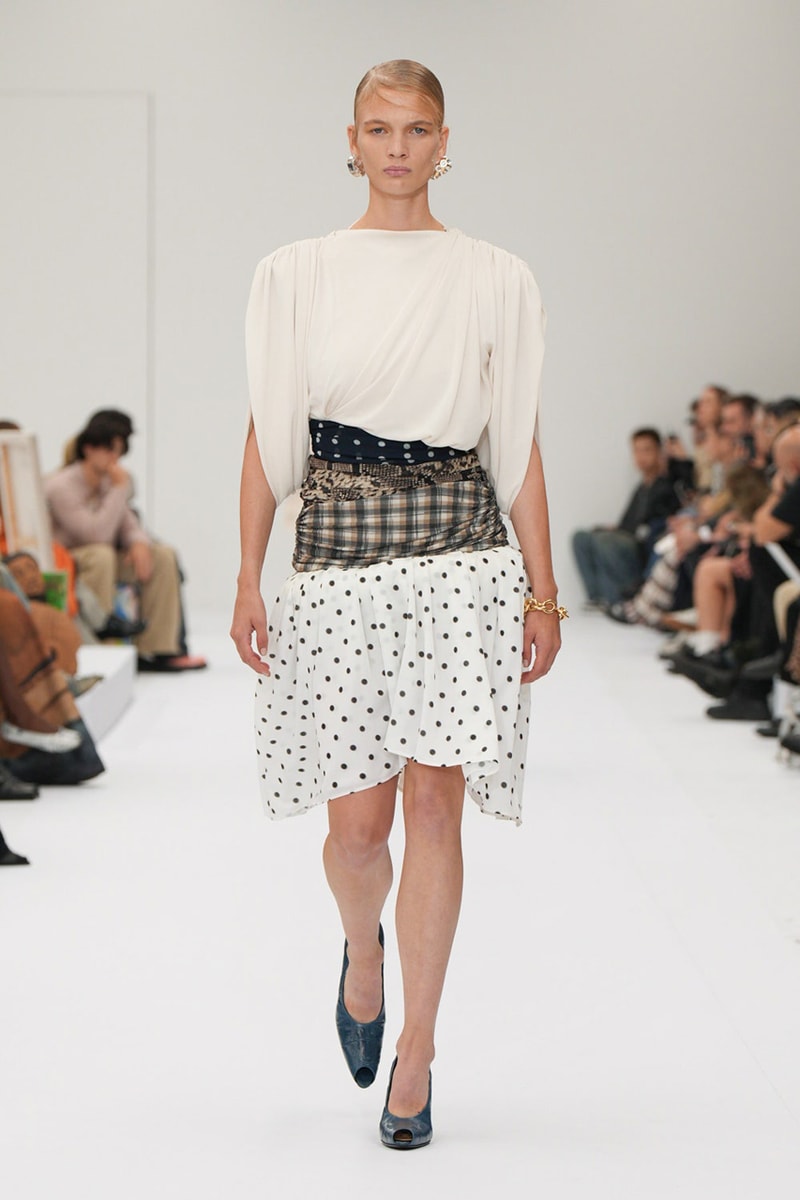 Acne Studios SS25 Paris Fashion Week Runway Show presentation spring summer 2025
