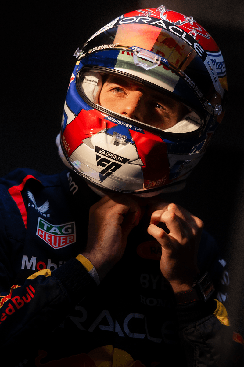 Max Verstappen Red bull racing formula 1 playstation 5 ps5 Hypebeast in a game of EA Sports FC
