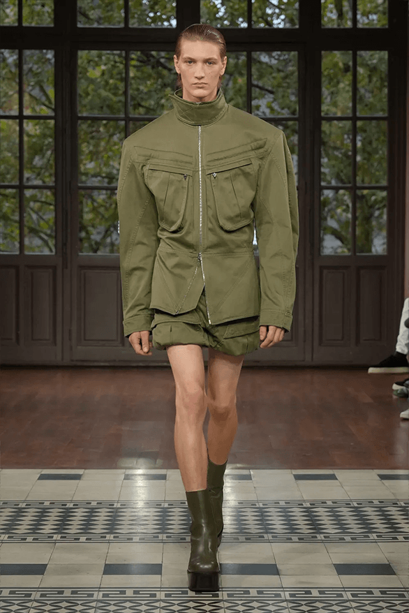 Mugler Spring Summer 2025 Paris Fashion Week menswear womenswear runway show Thierry Mugler Casey Cadwallader