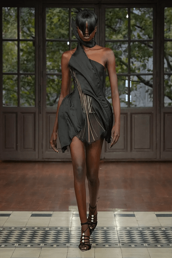 mugler runway dress Why is it expensive: Thierry Mugler's most iconic 'Chimre' dress