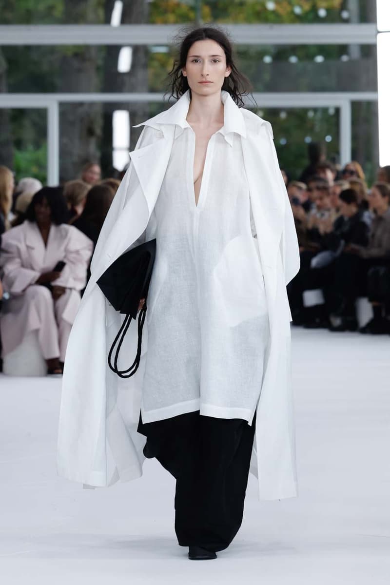 issey miyake paris fashion week the beauty of paper runway collection inspirations japanese washi history photos looks