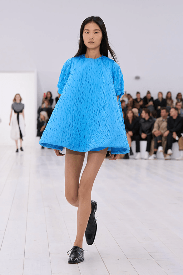 LOEWE Spring Summer 2025 Paris Fashion Week Jonathan anderson womenswear runway show