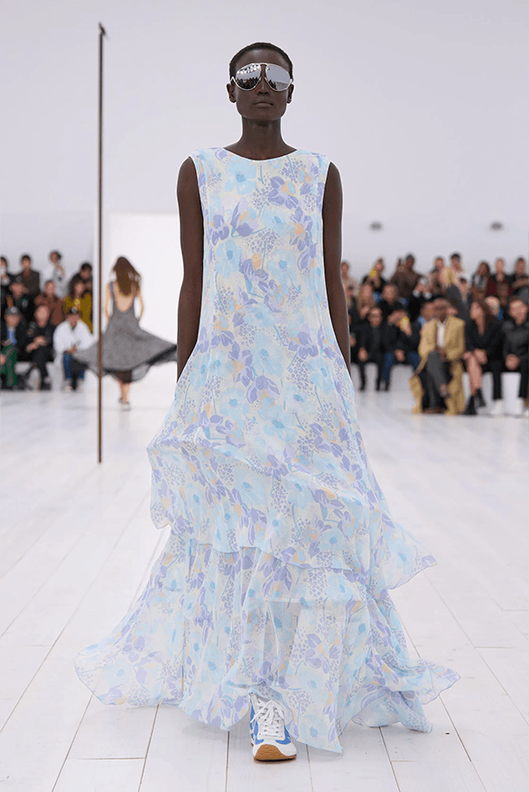 LOEWE Spring Summer 2025 Paris Fashion Week Jonathan anderson womenswear runway show