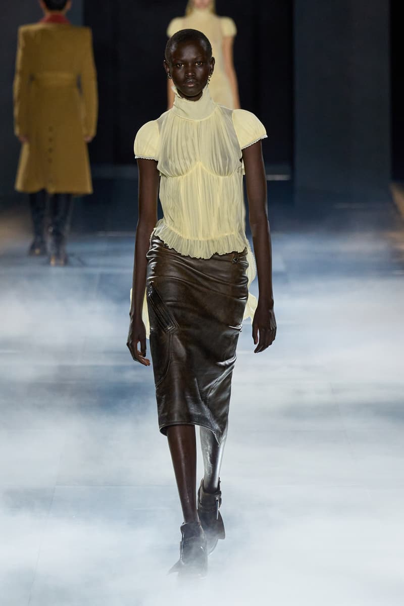 Alexander McQueen SS25 Turns the Irish Banshee Into Crystal Paris Fashion Week Spring Summer 2025 Sean McGirr