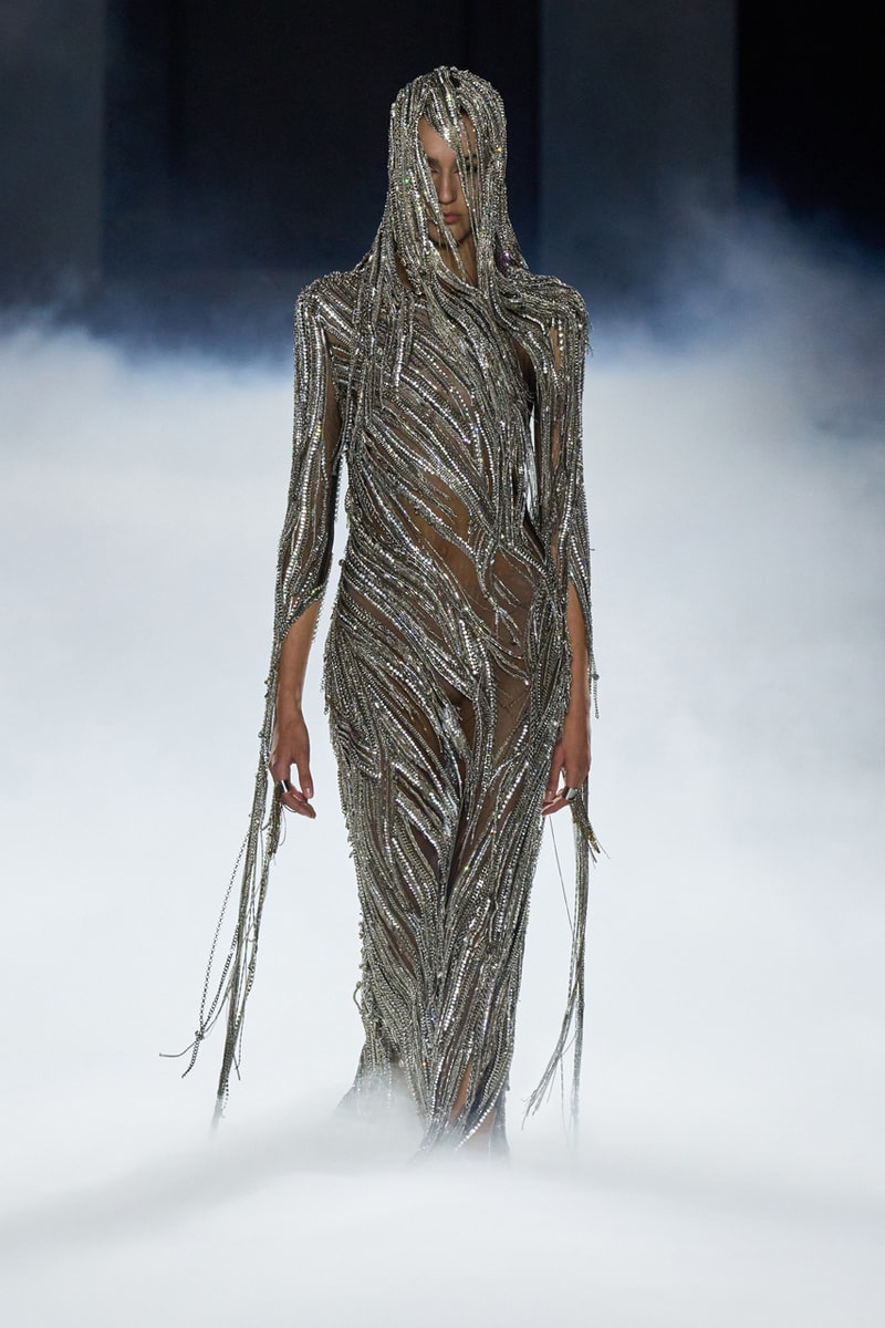 Alexander McQueen SS25 Turns the Irish Banshee Into Crystal Paris Fashion Week Spring Summer 2025 Sean McGirr