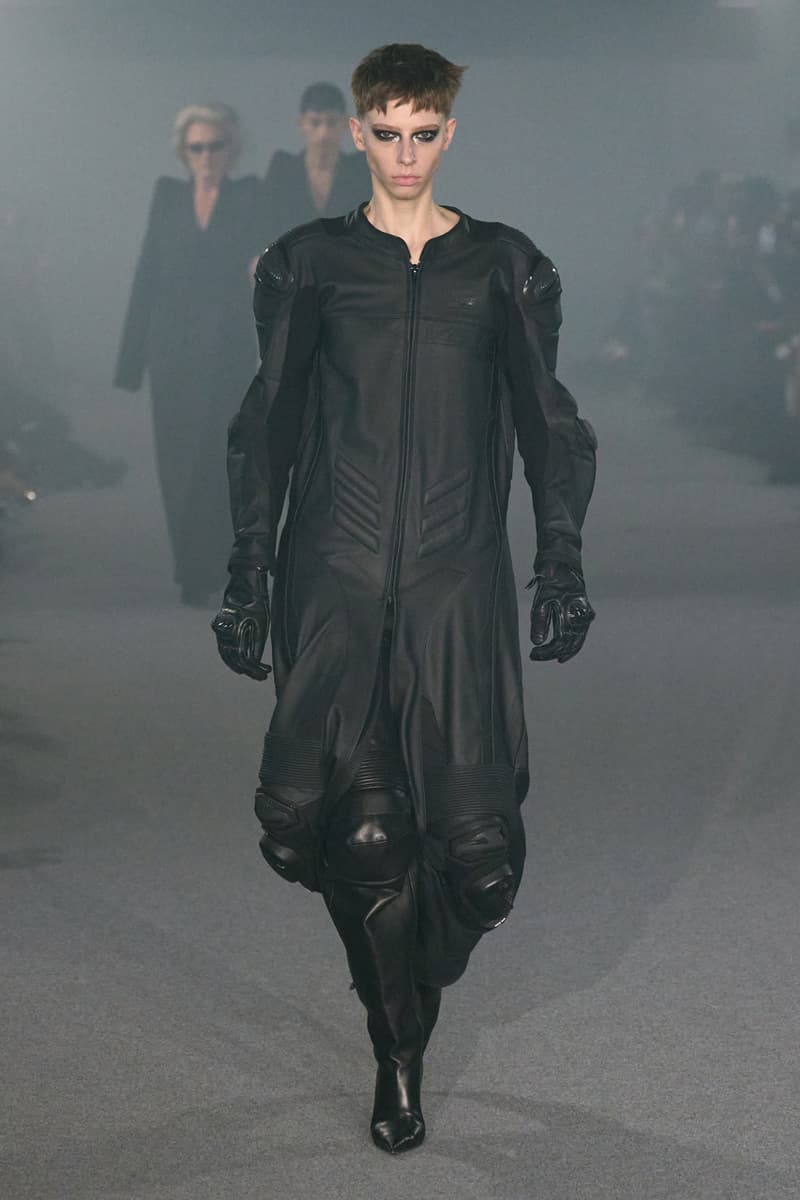 VETEMENTS Spring/Sumer 2025 Collection Paris Fashion Week SS25