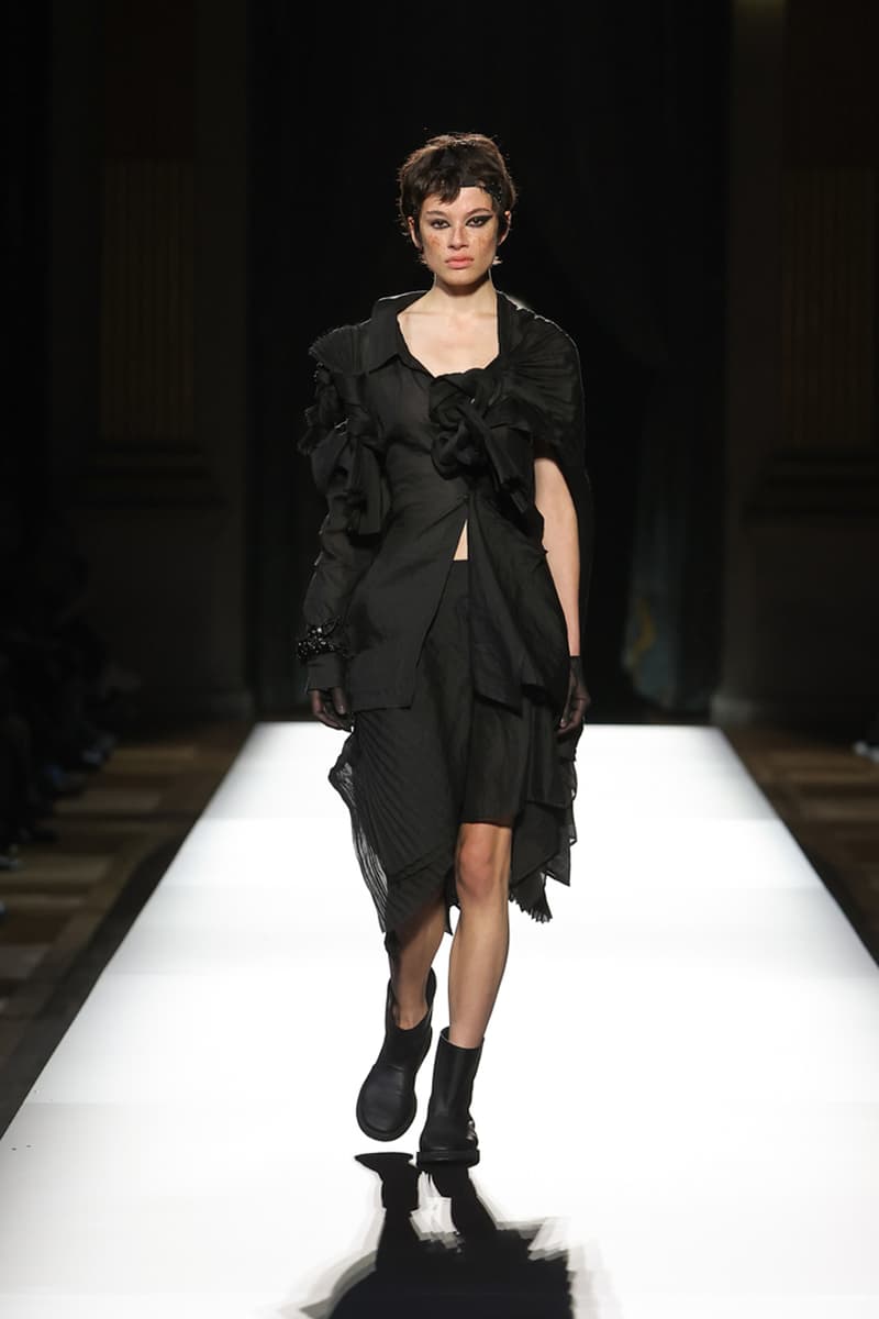 Yohji Yamamoto Spring/Summer 2025 Collection Paris Fashion Week SS25 Runway