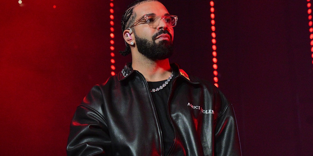 Drake's 'It's All A Blur Tour' Is The Highest-Grossing Hip-Hop Tour in History #hiphop