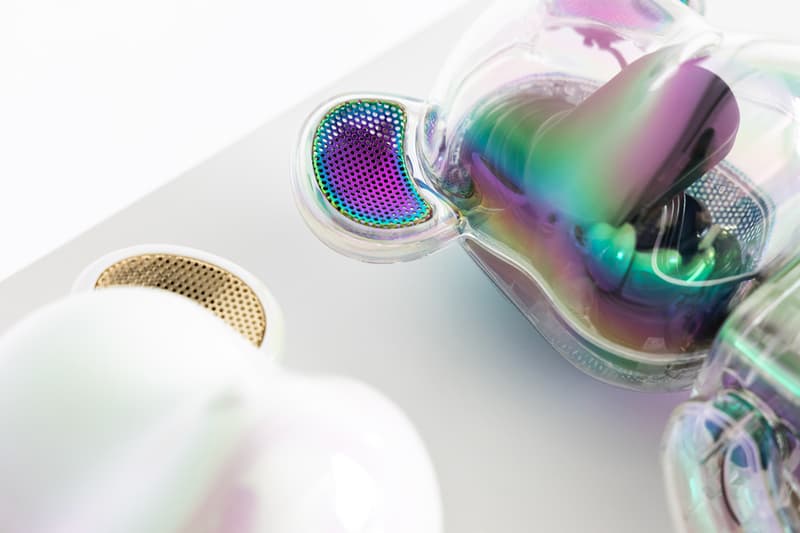 MEDICOM TOY x Rinaro BE@RBRICK AUDIO 400% Portable Bluetooth® Speaker Iridescent Collection Release Info HBX