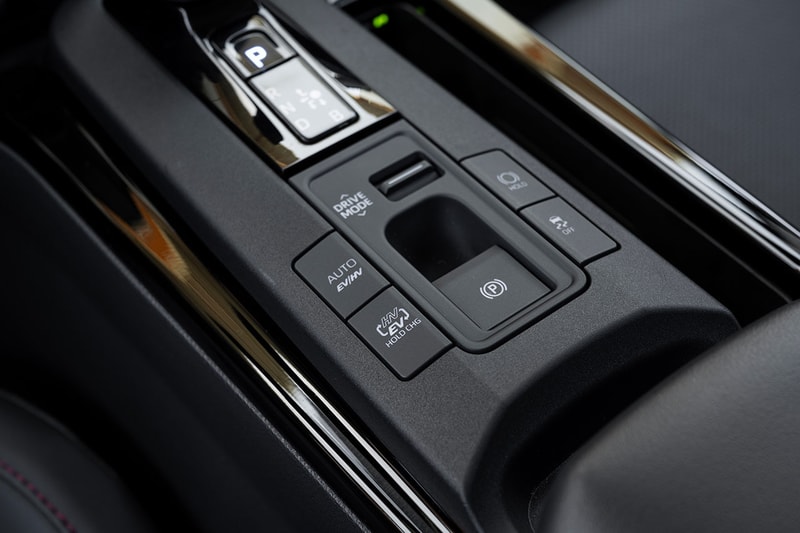 2025 Toyota Prius XSE Release Info