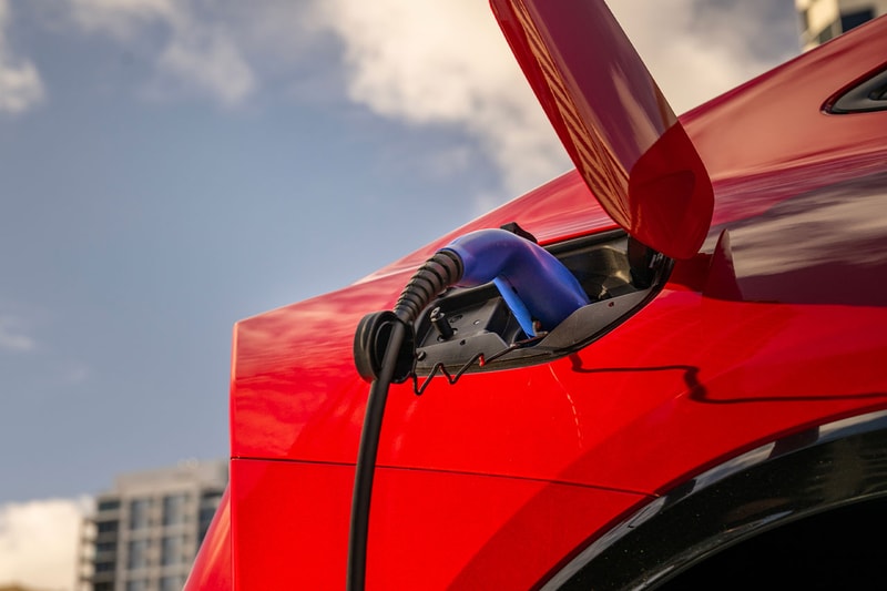 2025 Toyota Prius XSE Release Info