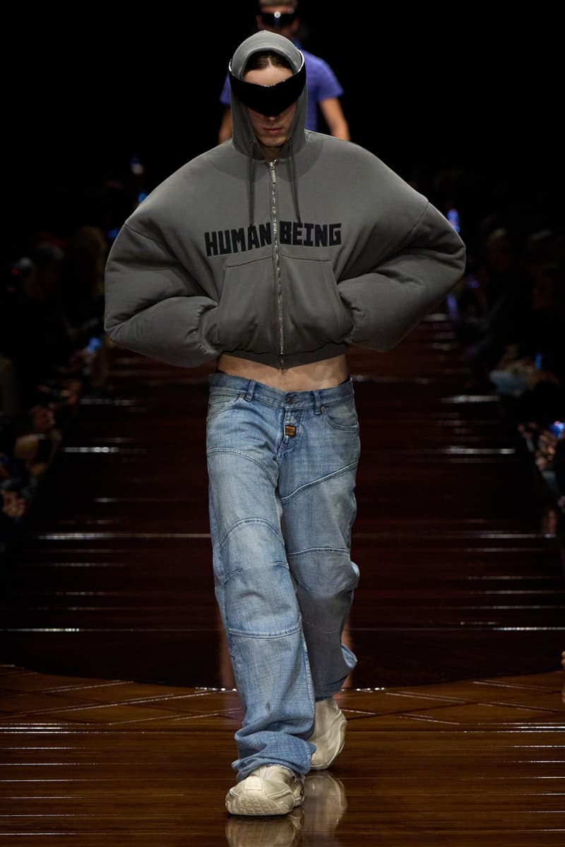 Balenciaga Summer 2025 Collection Paris Fashion Week SS25 Runway Demna Gvasalia