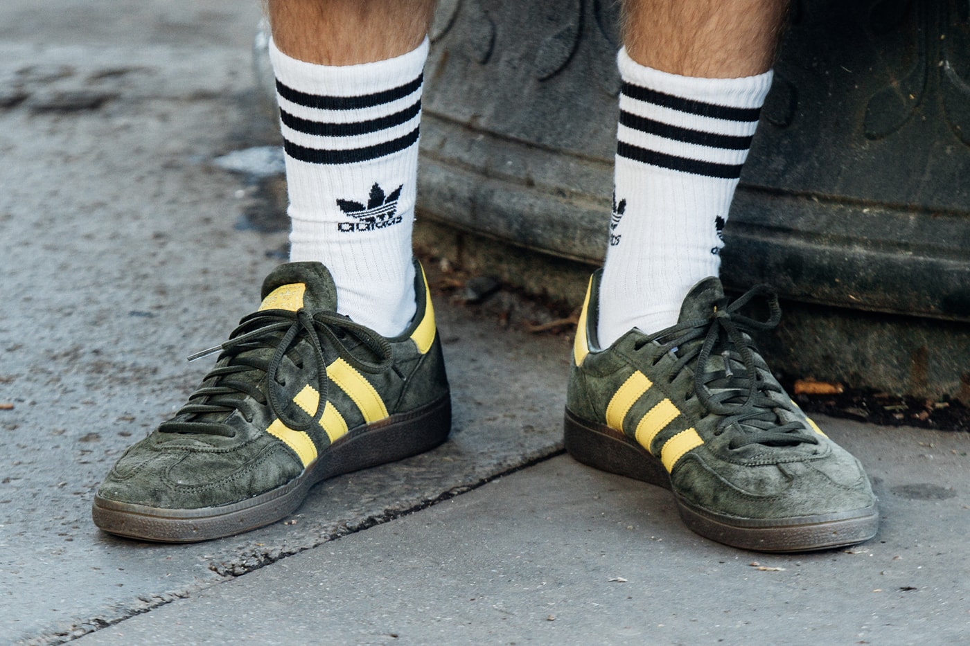 Xu hướng giày dép tốt nhất tại Tuần lễ thời trang Paris SS25 supreme nike adidas asics cecilie bahnsen comme des garcons new balance merrell marvel