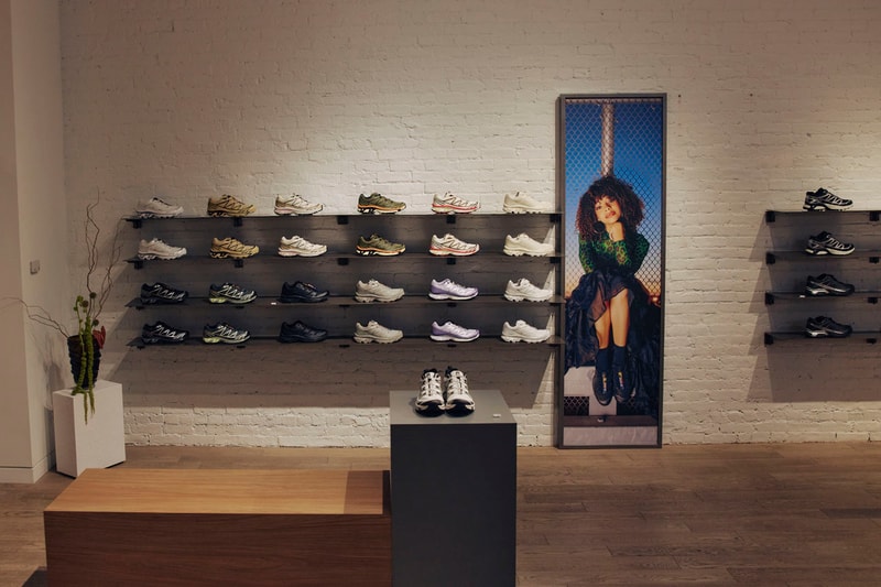 Salomon Sets Up Shop in Soho manhattan north america pop up shop location hours address spring street footwear snowclog acs speedcross xt-6 sneakers 